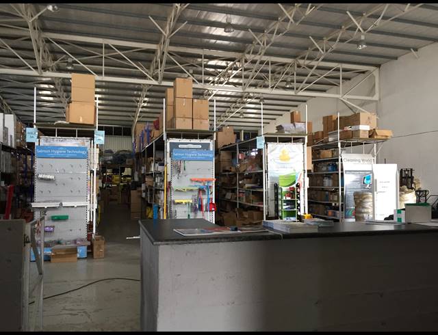 1,118M² WAREHOUSE RENTED IN CAPRICORN
